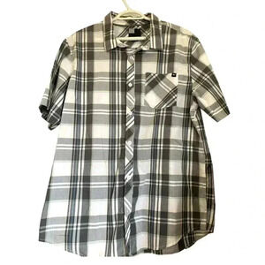 Men’s O’Neill short sleeve, button down shirt, size large,  NWOT